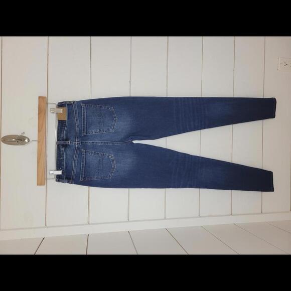 American Eagle Outfitters size 4 long blue distressed super hi-rise jegging - Picture 2 of 5